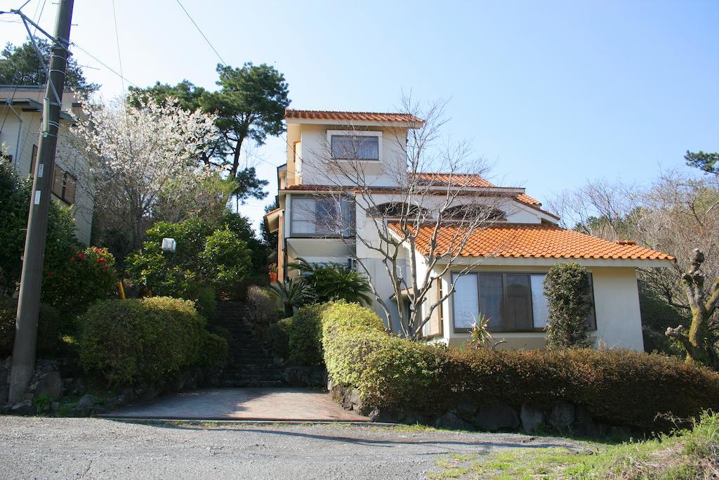 Izumigo Izukogen Dog Paradise Hotel & Cottage Ito  Exteriör bild