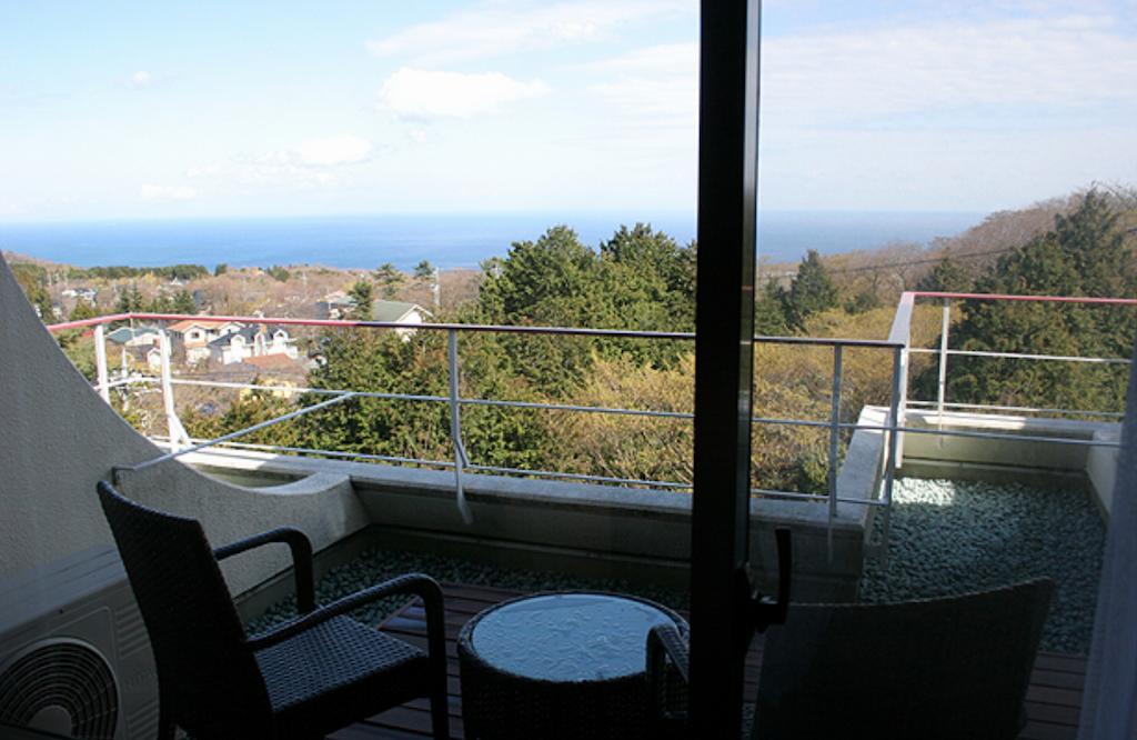 Izumigo Izukogen Dog Paradise Hotel & Cottage Ito  Rum bild